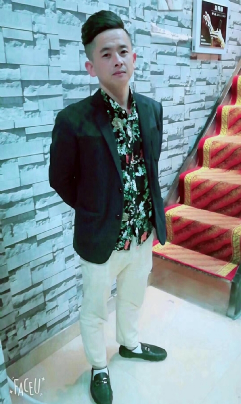 男人三十而立的第一张照片--许昌相亲服务中心
