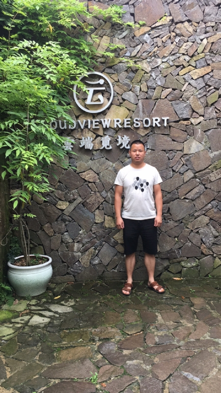 何超洪的第三张照片--许昌相亲服务中心