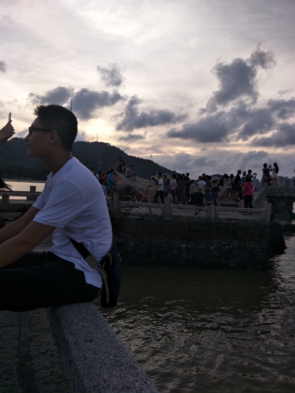 诗和远方的第一张照片--许昌相亲服务中心