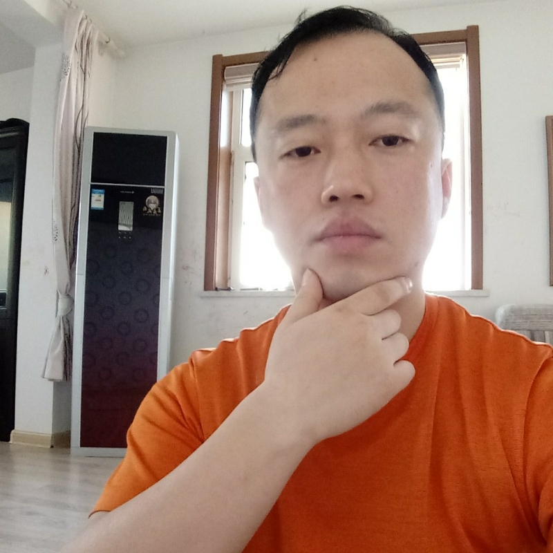 爱热闹的人的第一张照片--许昌相亲服务中心