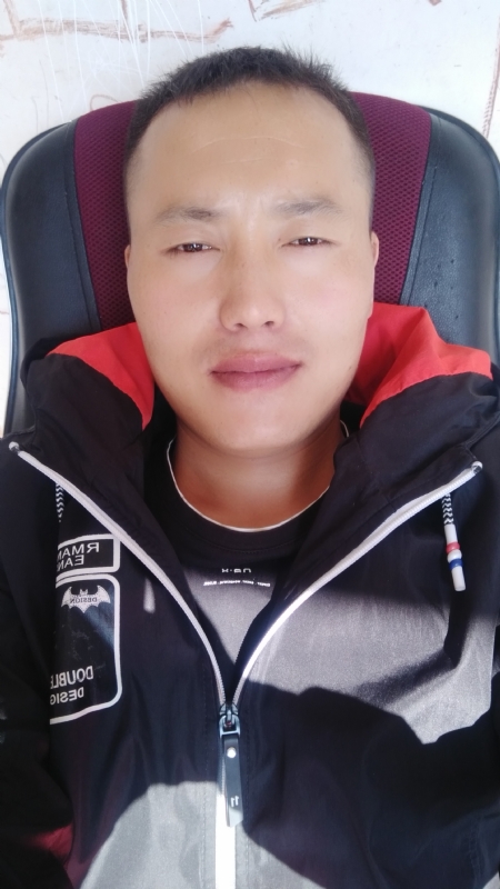一花一世界的第三张照片--许昌相亲服务中心
