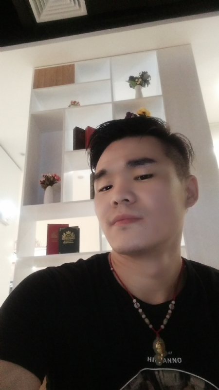 涵博随缘的第一张照片--许昌相亲服务中心