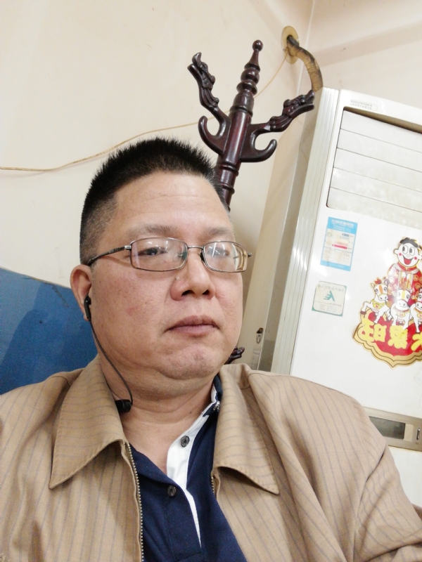 一个人的第一张照片--许昌相亲服务中心