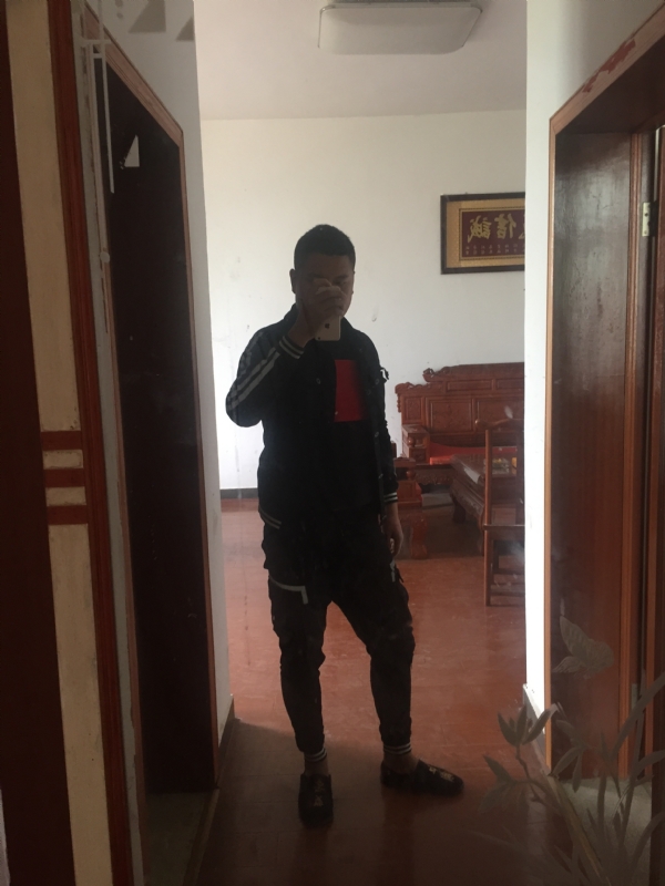 MC无所畏惧的第一张照片--许昌相亲服务中心
