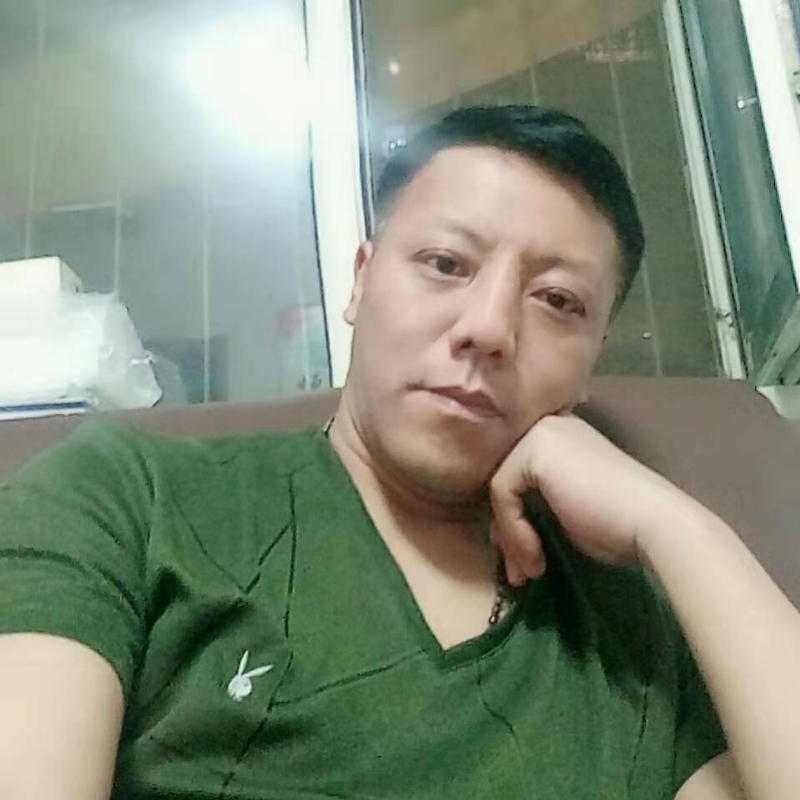 龍行天下的第一张照片--许昌相亲服务中心