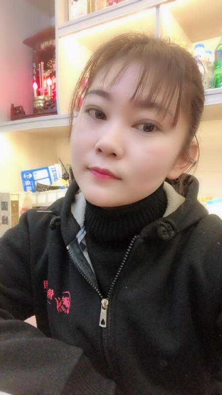 泡沫的第一张照片--许昌相亲服务中心