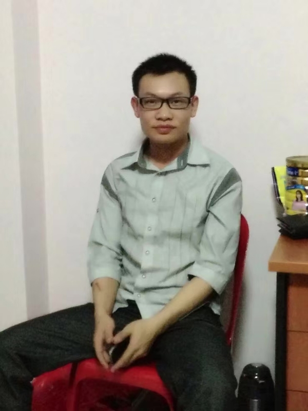 坚强不屈的第一张照片--许昌相亲服务中心