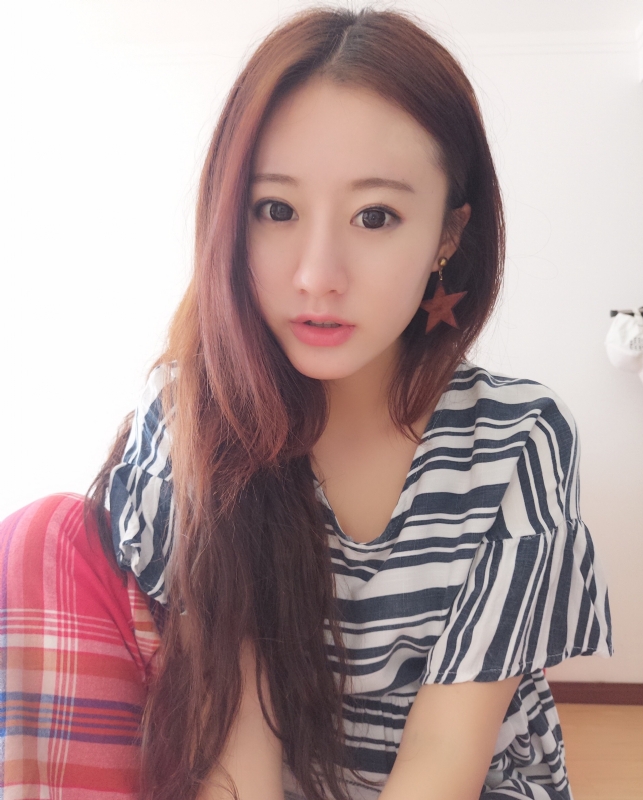 没有故事的女同学的第二张照片--许昌相亲服务中心