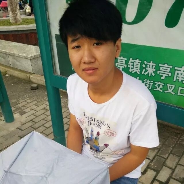 小丁的第一张照片--许昌相亲服务中心