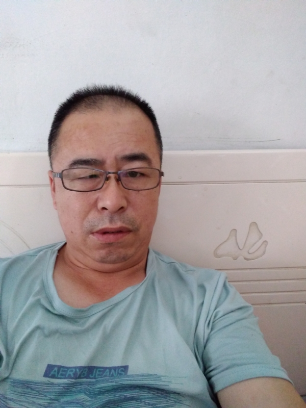 大叔的第一张照片--许昌相亲服务中心