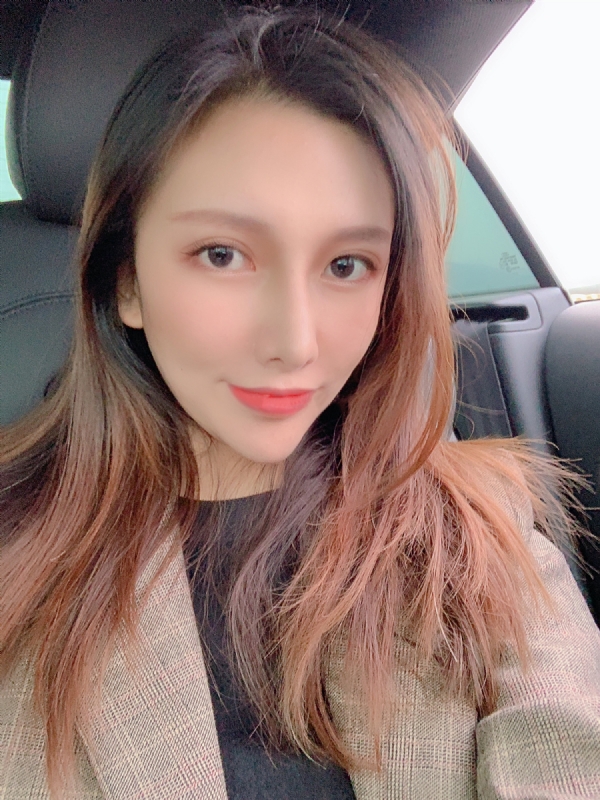 李岚Lancy的第一张照片--许昌相亲服务中心