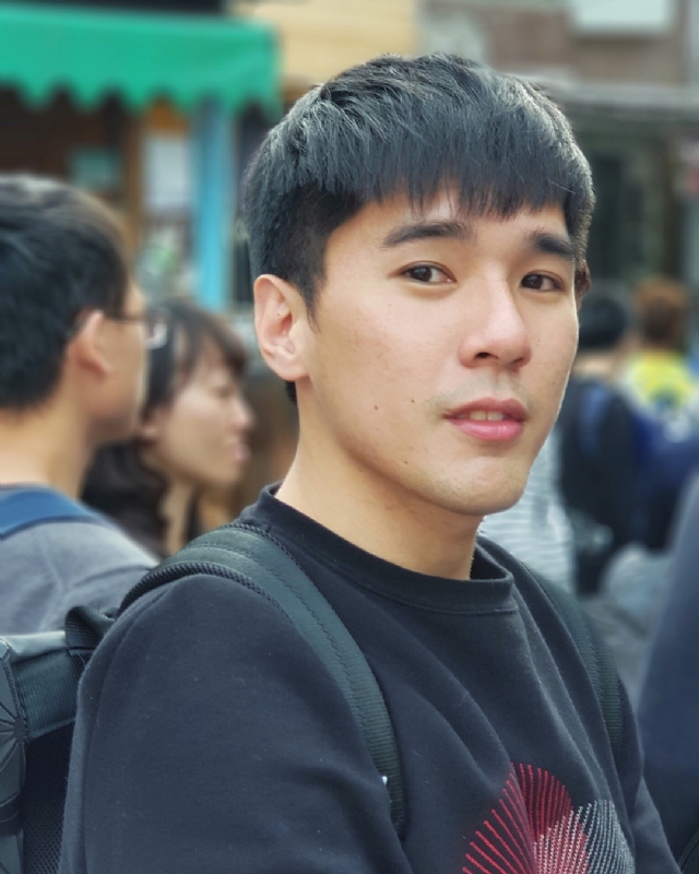 雨中孤独的第一张照片--许昌相亲服务中心