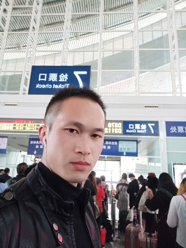 一叶知秋的第一张照片--许昌相亲服务中心