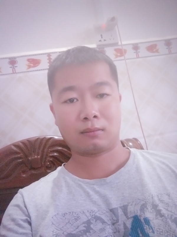 心雨的第一张照片--许昌相亲服务中心