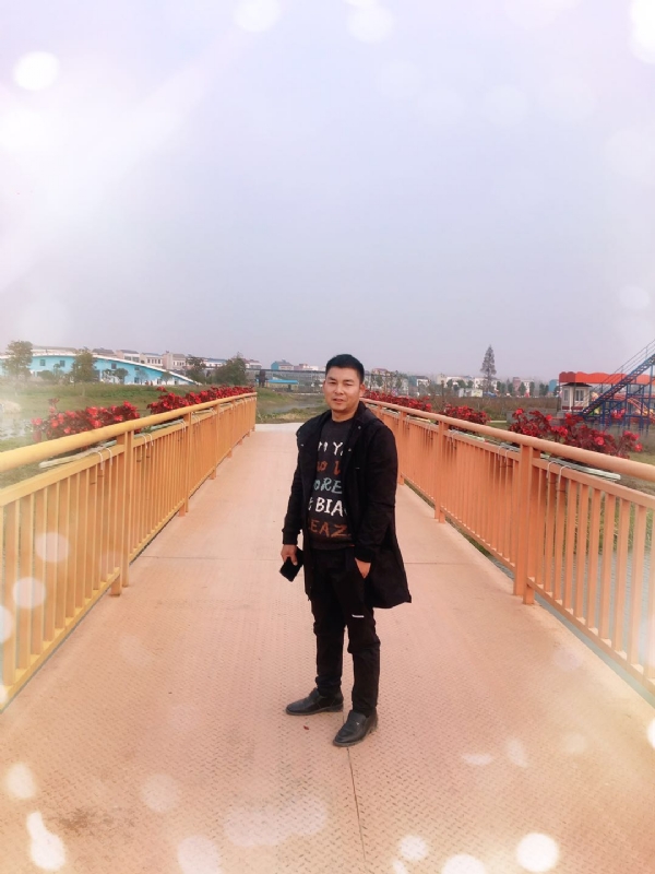 清风的第二张照片--许昌相亲服务中心
