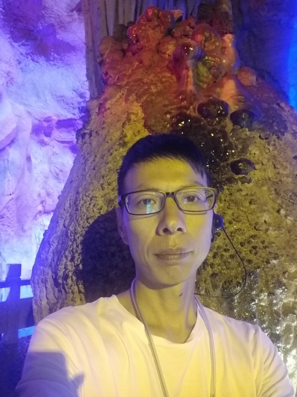 红叶的第一张照片--许昌相亲服务中心