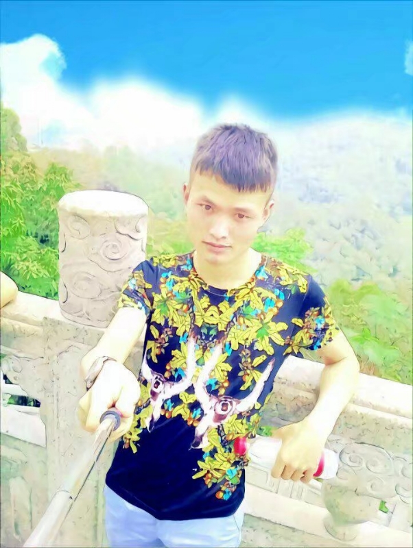 孤独王者元首的第一张照片--许昌相亲服务中心