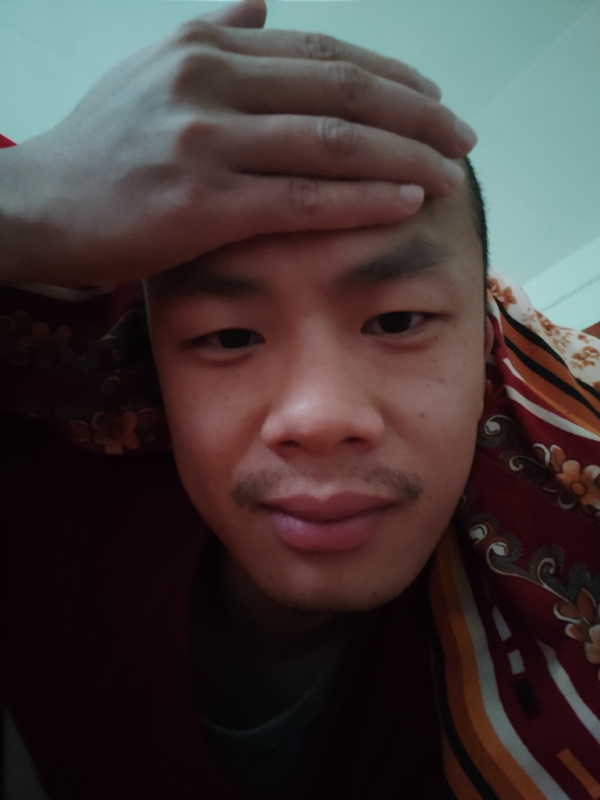开心鬼在哪呢的第一张照片--许昌相亲服务中心