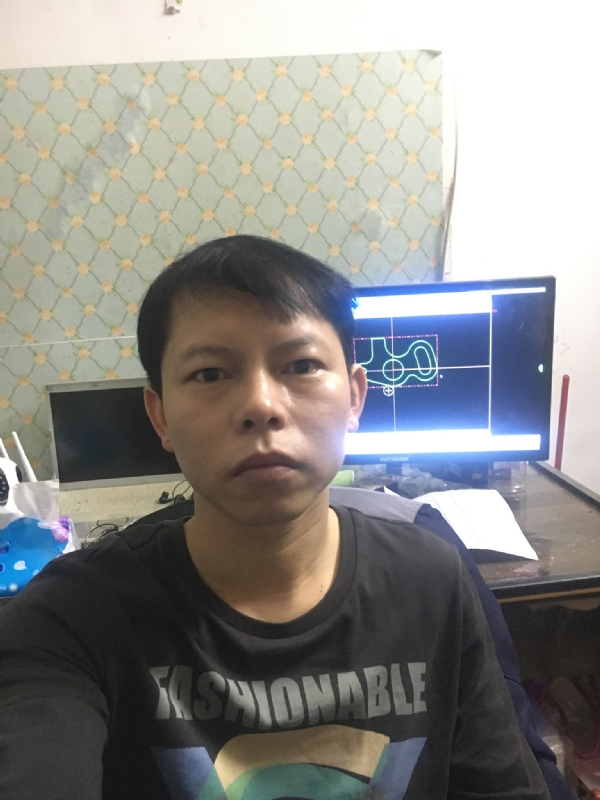 黄叶枫的第一张照片--许昌相亲服务中心