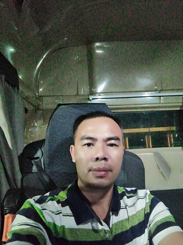 疯一般的爱恋的第一张照片--许昌相亲服务中心