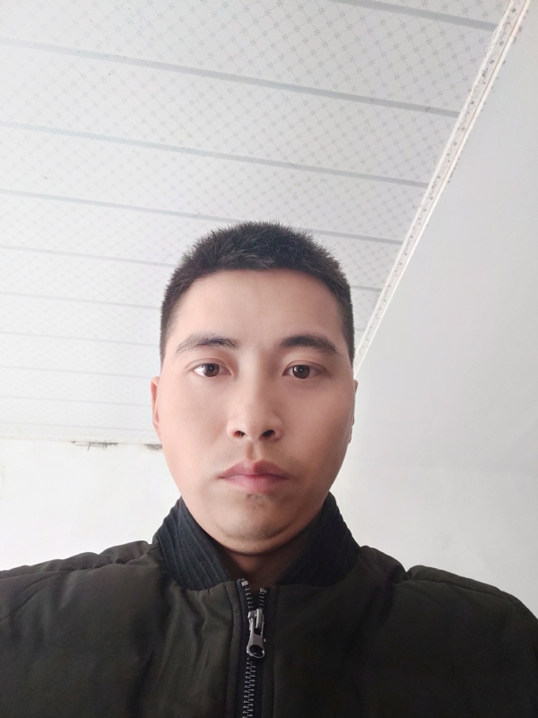 远望星空的第一张照片--许昌相亲服务中心