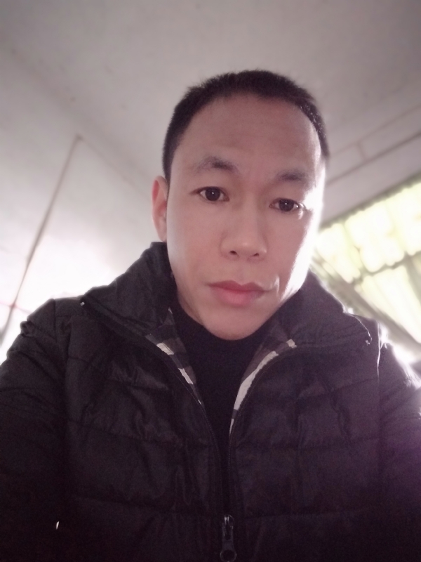 相信真爱的第一张照片--许昌相亲服务中心