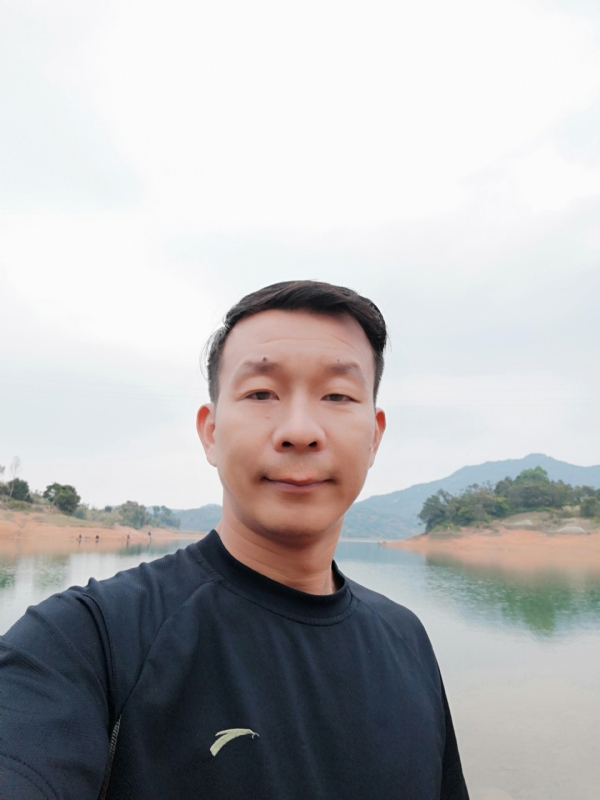 有容乃大的第一张照片--许昌相亲服务中心