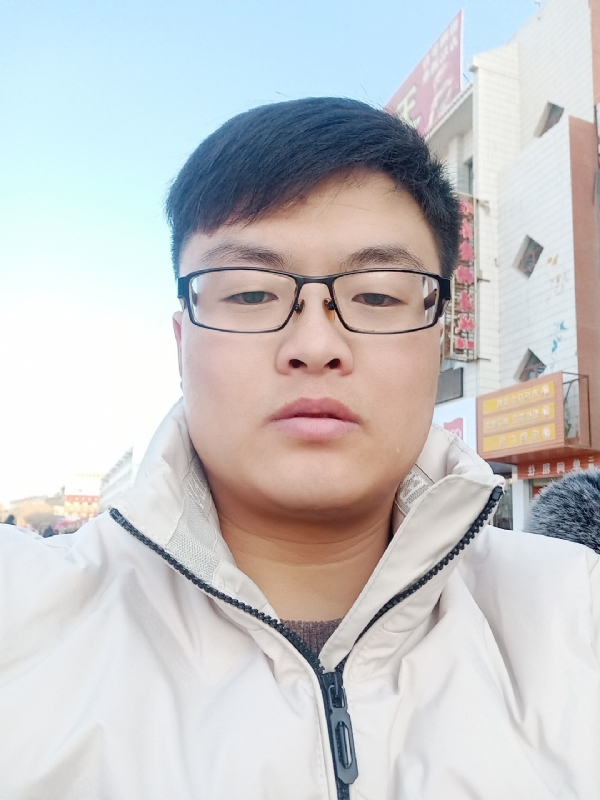 执子之手与子偕老的第一张照片--许昌相亲服务中心