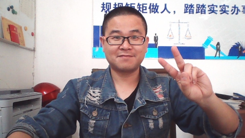 顾律师的第二张照片--许昌相亲服务中心