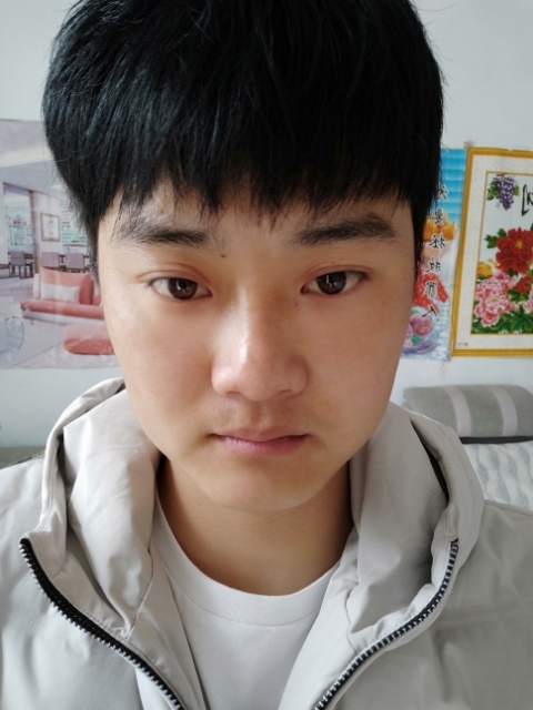 偏丶执的第二张照片--许昌相亲服务中心