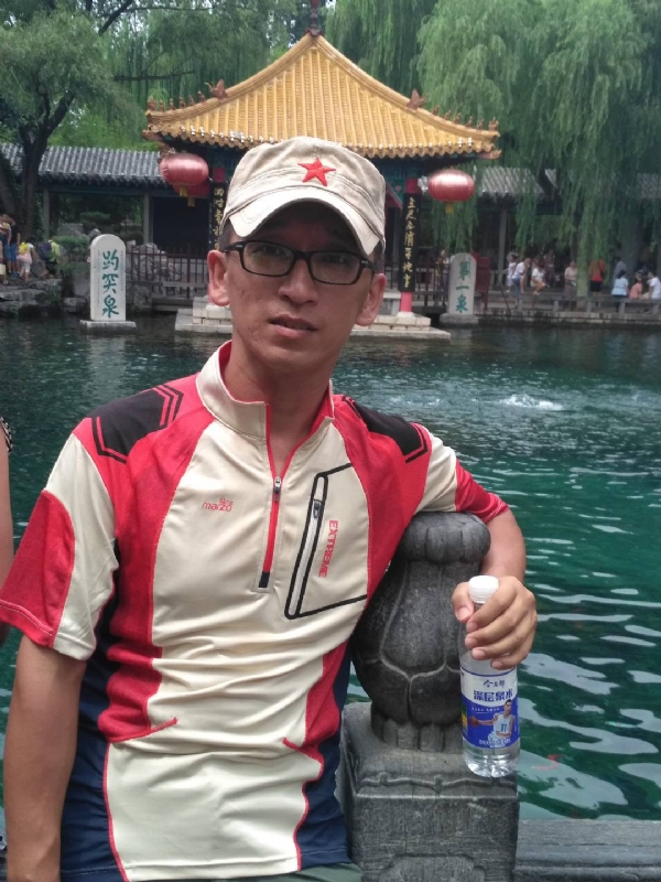 晓峰的第一张照片--许昌相亲服务中心