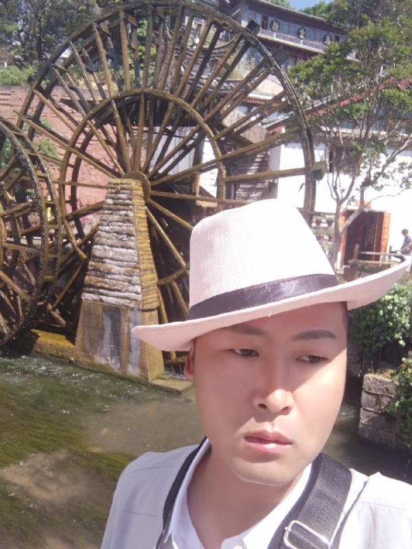 曲靖相亲的第一张照片--许昌相亲服务中心