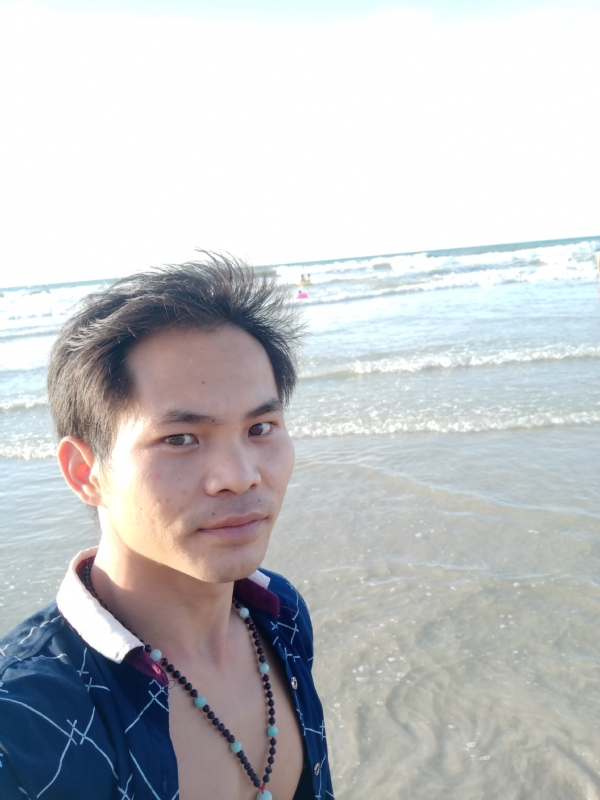 爱已欠费的第一张照片--许昌相亲服务中心