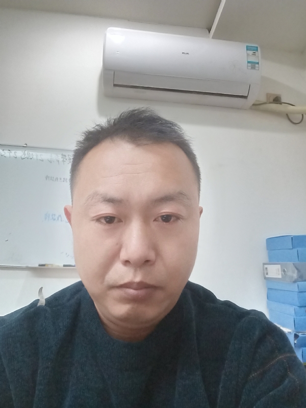 寻找另一半的第一张照片--许昌相亲服务中心