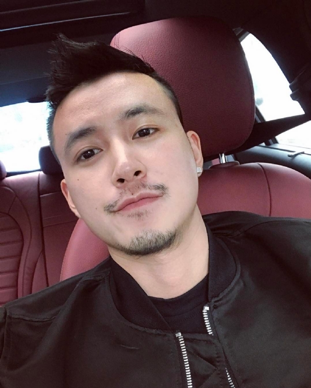 隆刘的第一张照片--许昌相亲服务中心