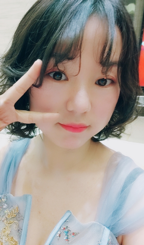 小c猫的第一张照片--许昌相亲服务中心