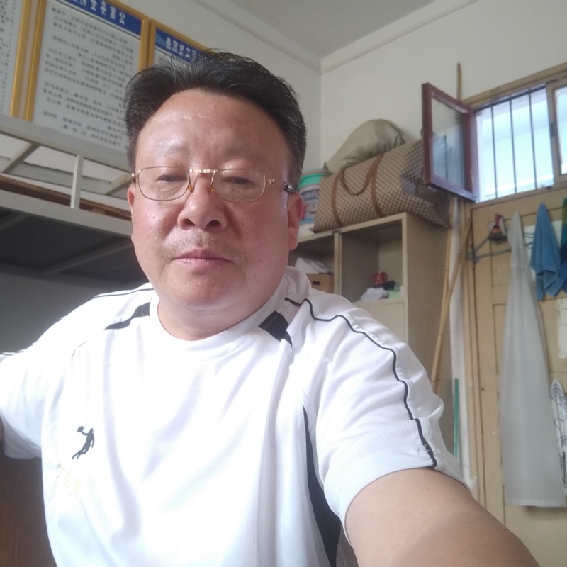 咣次次的第一张照片--许昌相亲服务中心