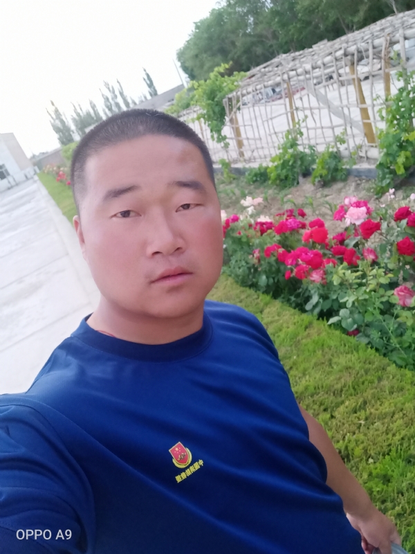 奋斗中的青春最美丽的第一张照片--许昌相亲服务中心