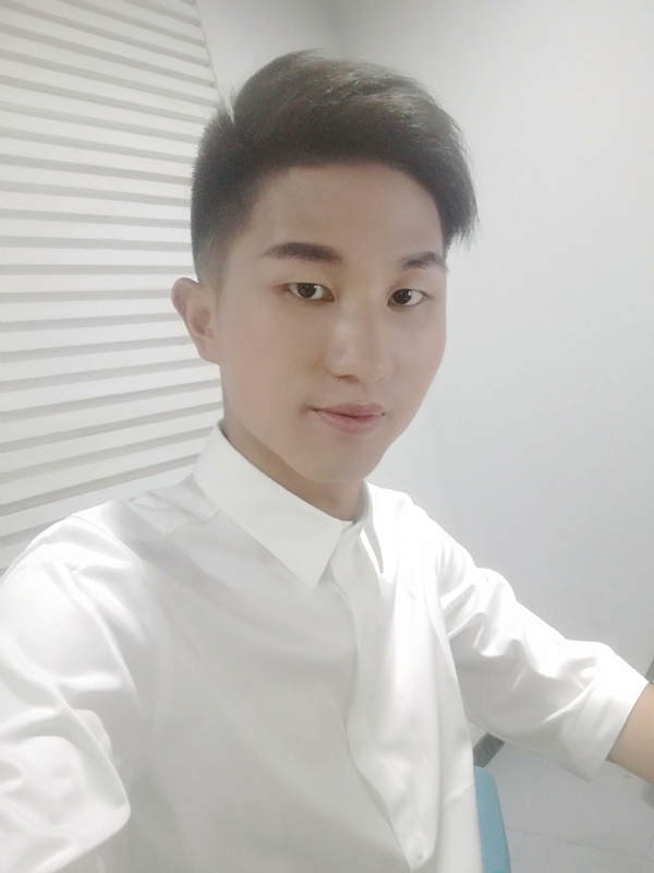 MrLi的第二张照片--许昌相亲服务中心
