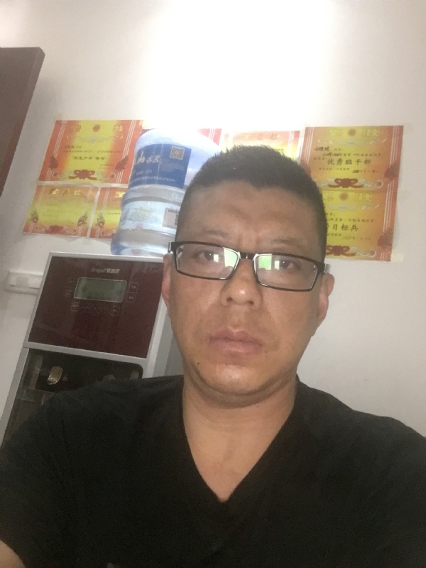 牵手的第一张照片--许昌相亲服务中心