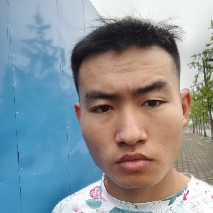 爱一个哦的第一张照片--许昌相亲服务中心