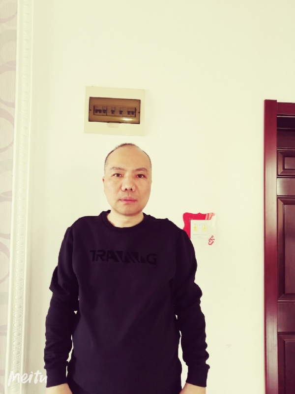 酒香四溢的第一张照片--许昌相亲服务中心