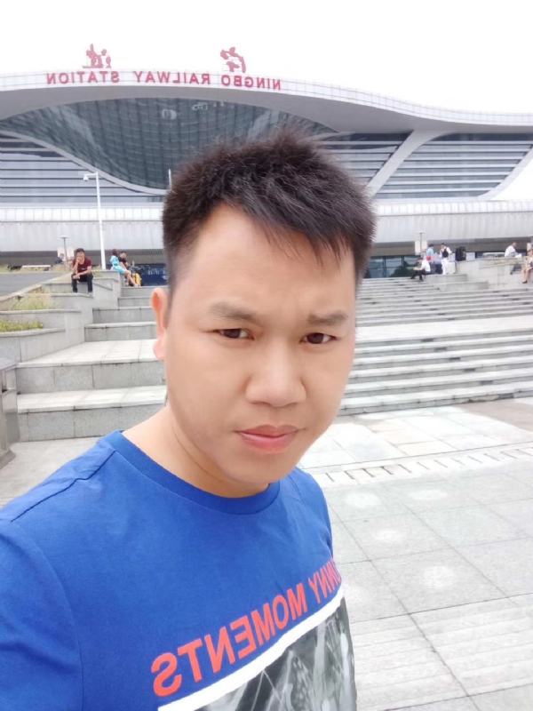 笑对人生的第一张照片--许昌相亲服务中心