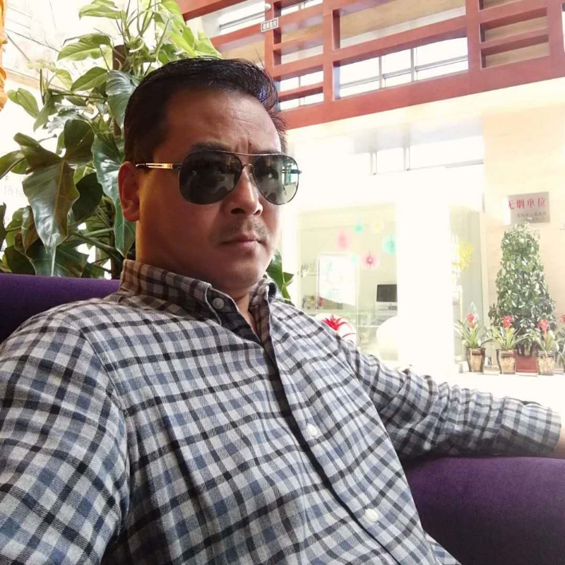 雪豹的第一张照片--许昌相亲服务中心