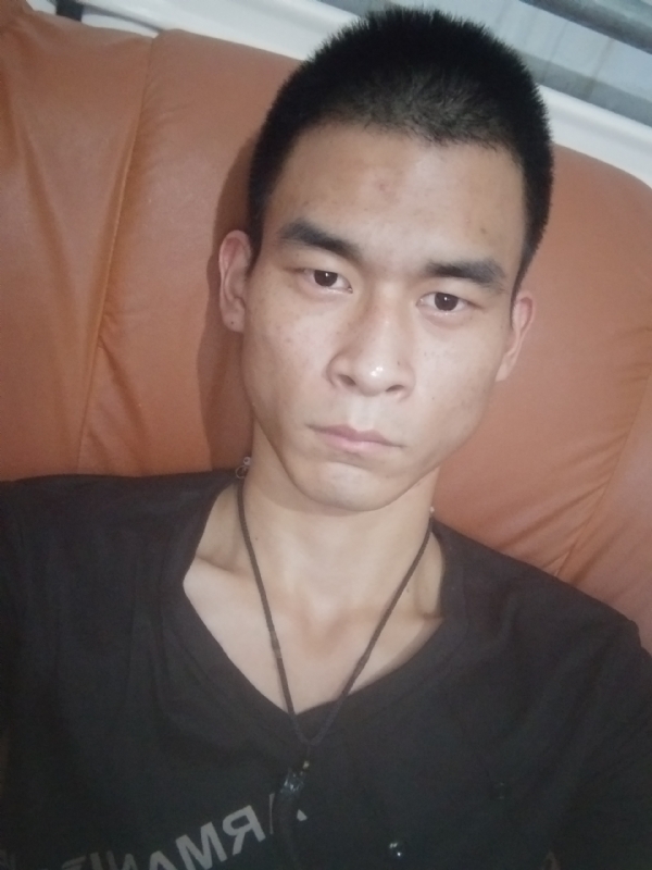 单身狗一枚的第三张照片--许昌相亲服务中心