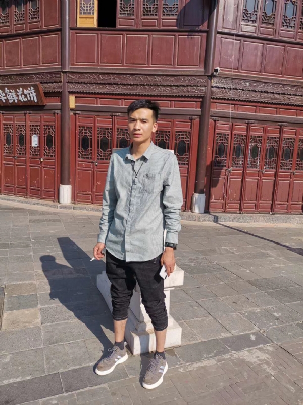 刘方的第一张照片--许昌相亲服务中心