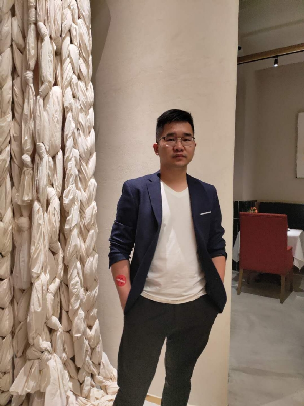在路上的第二张照片--许昌相亲服务中心