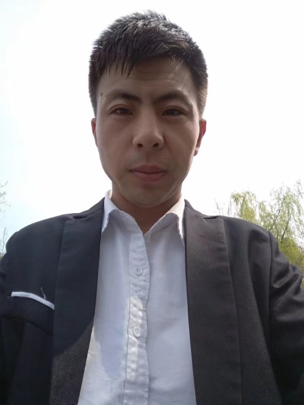 许以飞翔的第一张照片--许昌相亲服务中心