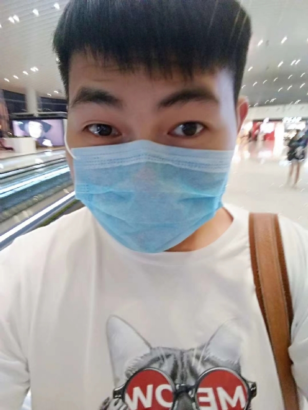 咔咔一顿的第二张照片--许昌相亲服务中心