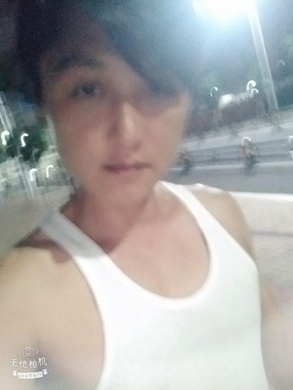 弟弟的第一张照片--许昌相亲服务中心